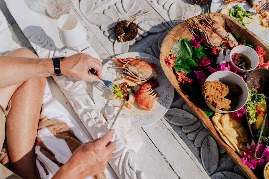 Exploring Cities Through Their Street Food: A Delicious Way to Travel